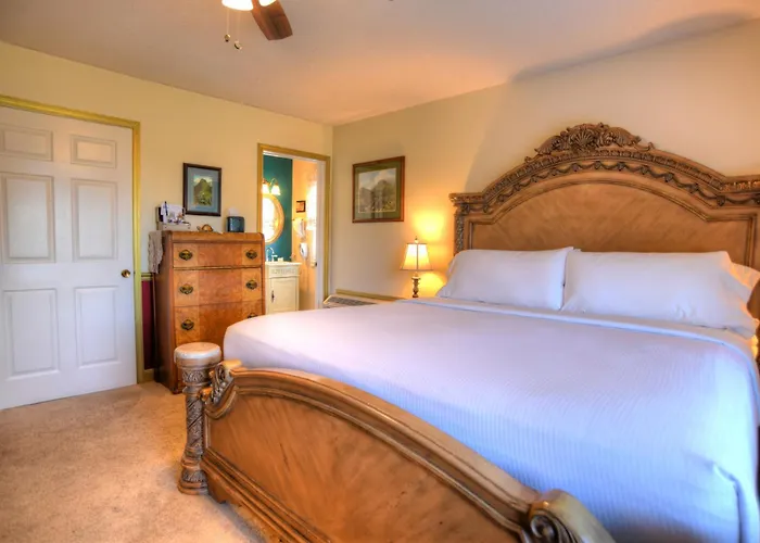 Blue Mountain Mist Country Inn